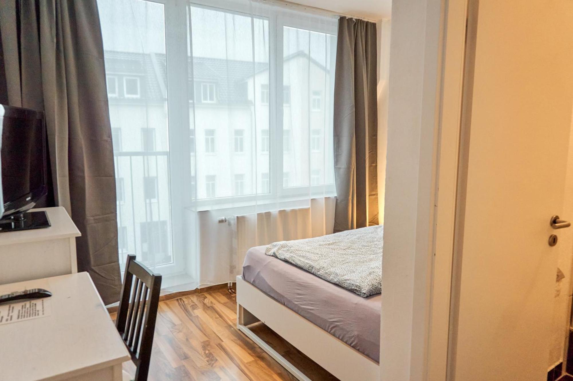 Pension Neuerbe Эрфурт Экстерьер фото