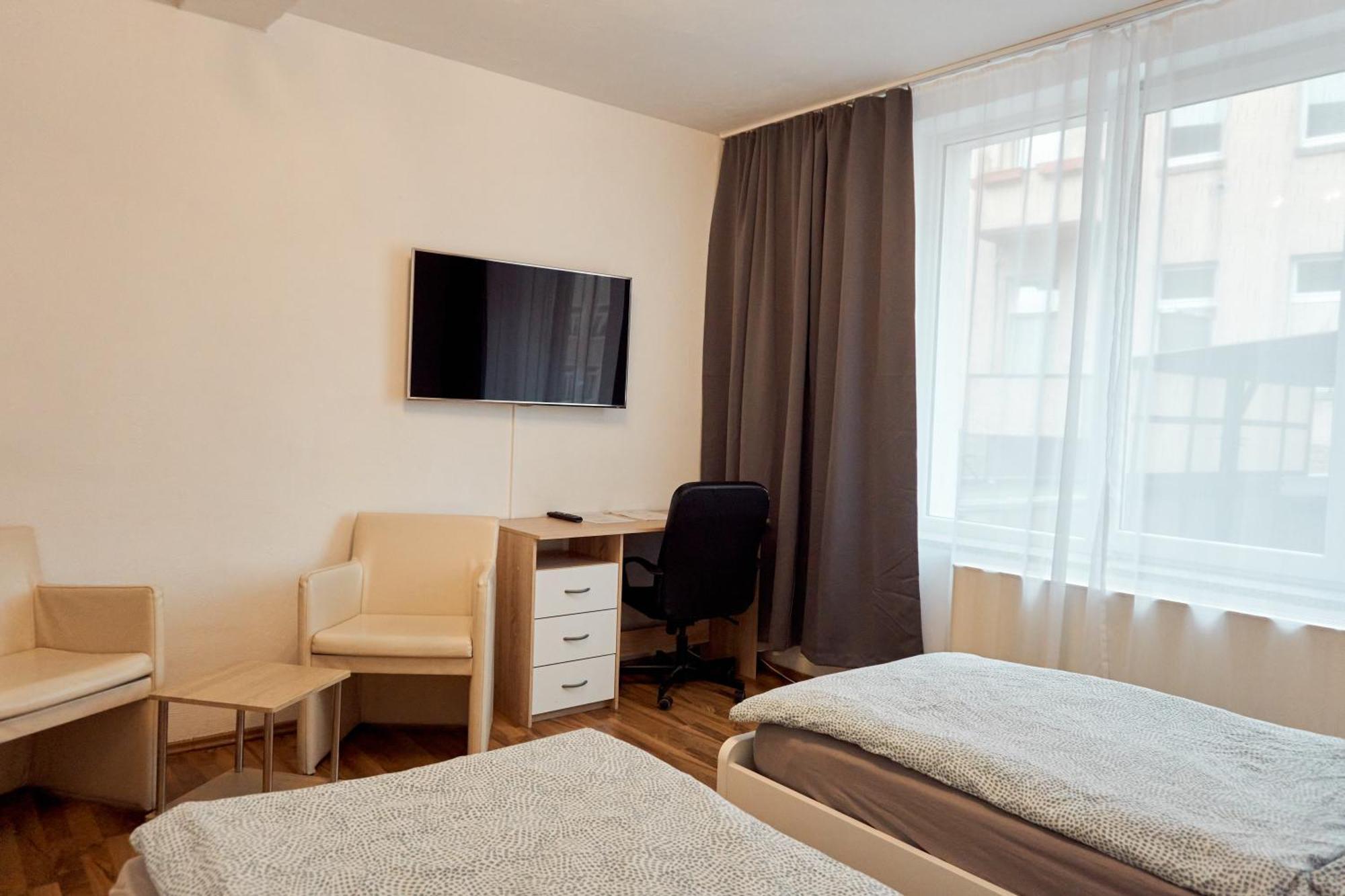 Pension Neuerbe Эрфурт Экстерьер фото