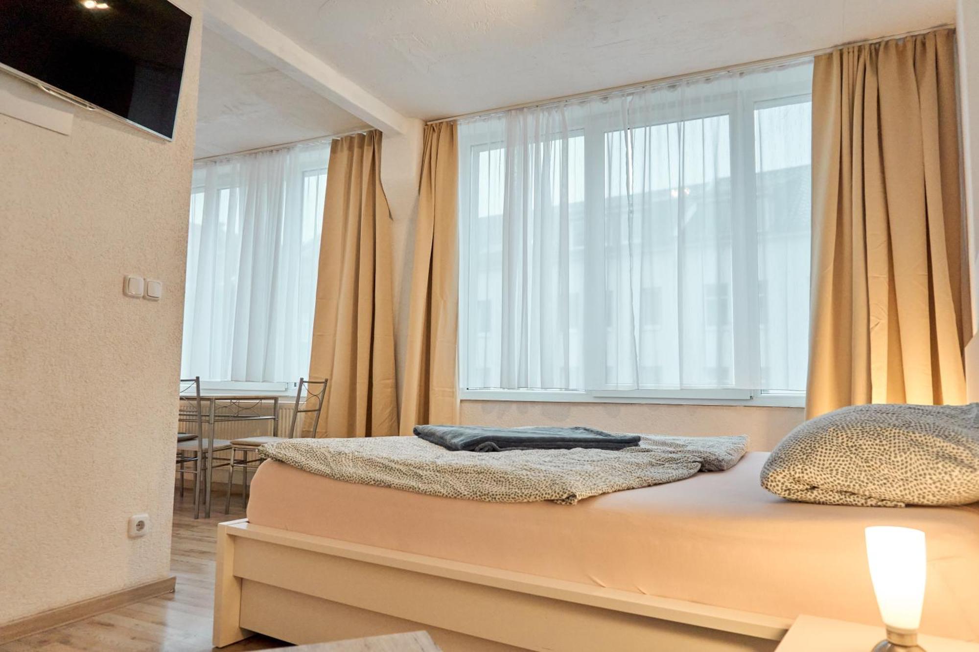 Pension Neuerbe Эрфурт Экстерьер фото
